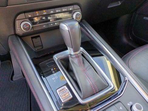 Used 2023 MAZDA CX-5 Carbon Edition image 24