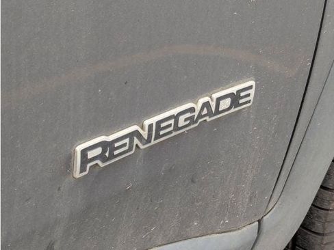 Used 2016 Jeep Renegade Sport w/ Power & Air Group FWD image 19