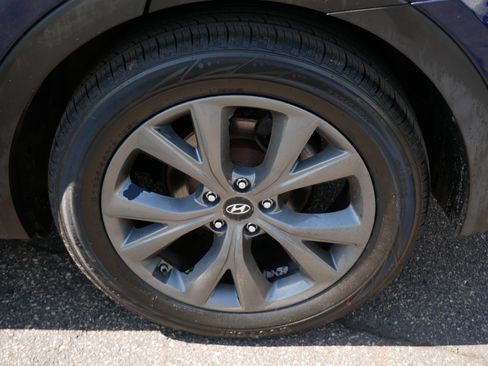 Used 2018 Hyundai Santa Fe Sport AWD/4WD image 15