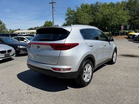 Used 2019 Kia Sportage LX w/ Option Group 017 FWD image 5