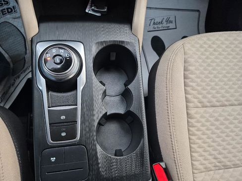 Used 2021 Ford Escape SE image 20