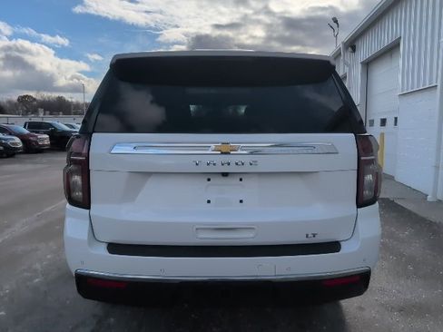 Used 2022 Chevrolet Tahoe LT w/ LT Signature Plus Package image 6