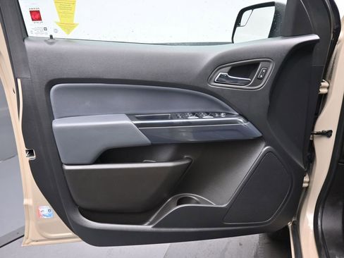 Used 2022 Chevrolet Colorado Z71 image 9