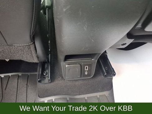 Used 2023 Buick Encore GX Essence w/ Experience Buick Package image 24