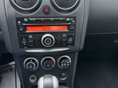 Used 2013 Nissan Rogue S image 13