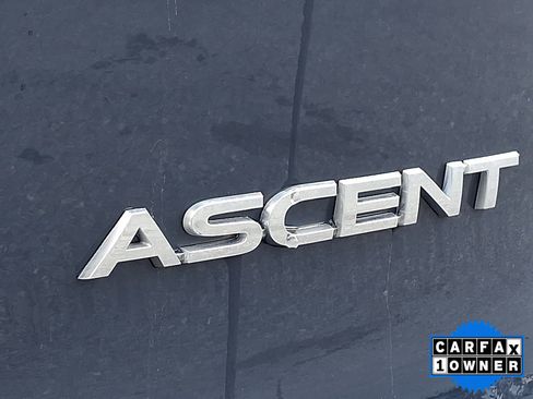 Used 2024 Subaru Ascent Premium w/ Convenience Package AWD/4WD image 34
