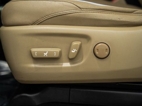 Used 2014 Toyota 4Runner SR5 Premium image 38