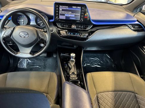 Certified 2021 Toyota C-HR XLE FWD image 17