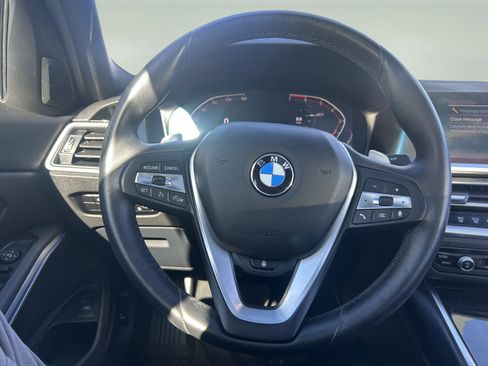 Used 2019 BMW 330i xDrive Sedan w/ Convenience Package image 11