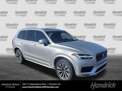 Used 2022 Volvo XC90 T5 Momentum w/ Climate Package