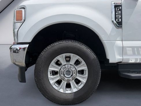 Used 2020 Ford F250 XL w/ STX Appearance Package AWD/4WD image 9