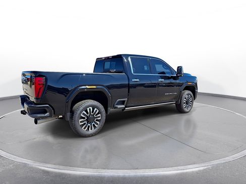 Used 2025 GMC Sierra 3500 Denali Ultimate AWD/4WD image 8