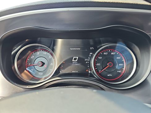Used 2020 Dodge Charger SXT RWD image 16