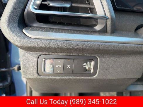 New 2026 Chevrolet Traverse LT w/ Driver Confidence Package FWD image 25