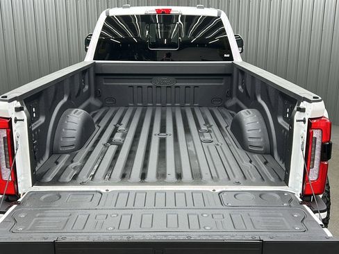 Used 2026 Ford F450 Platinum image 17
