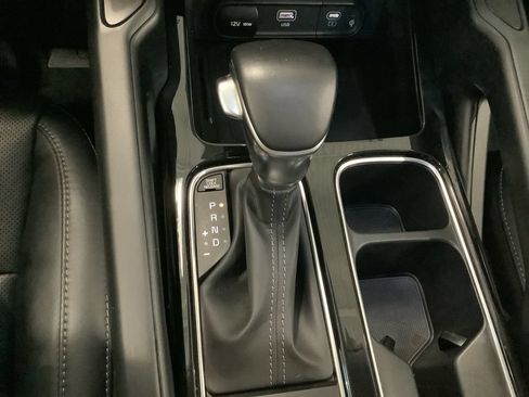 Certified 2023 Kia Telluride S w/ S Sunroof Package AWD/4WD image 30