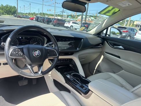Used 2021 Buick Envision Essence w/ Technology Package I AWD/4WD image 7