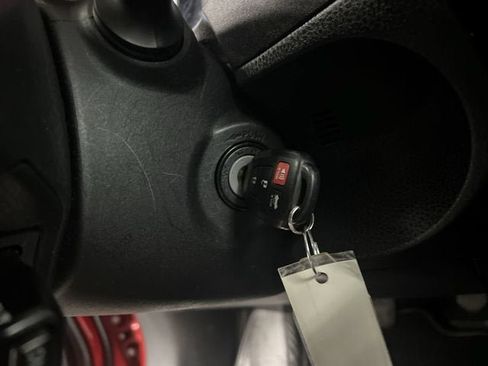 Used 2014 Toyota Corolla LE FWD image 16