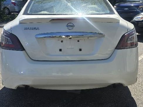 Used 2013 Nissan Maxima 3.5 SV w/ Premium Pkg FWD image 13