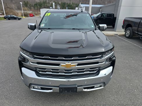 Used 2019 Chevrolet Silverado 1500 LTZ w/ LTZ Plus Package AWD/4WD image 9