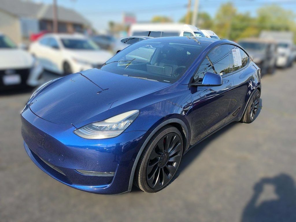 Used 2021 Tesla Model Y Performance AWD/4WD image 3