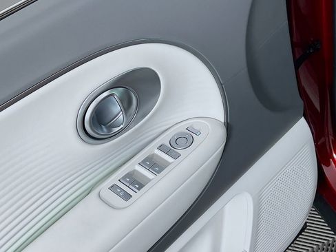 New 2026 Hyundai Ioniq 9 SEL image 18