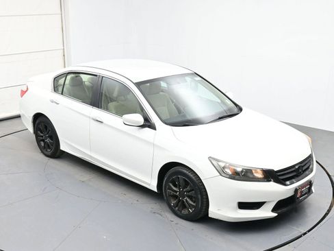 Used 2013 Honda Accord LX image 33