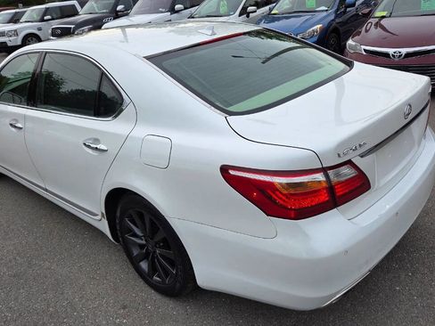 Used 2010 Lexus LS 460 L AWD/4WD image 9