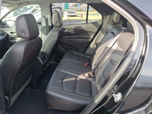 Used 2020 Chevrolet Equinox LT w/ Midnight Edition image 11