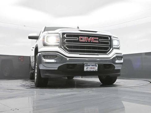 Used 2019 GMC Sierra 1500 SLE w/ SLE Value Package image 36