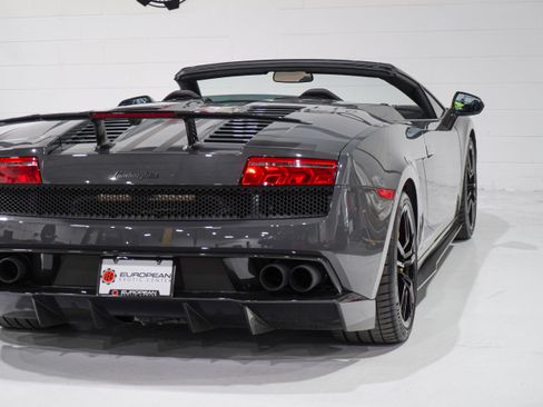 Used 2012 Lamborghini Gallardo LP 570-4 Performante AWD/4WD image 36