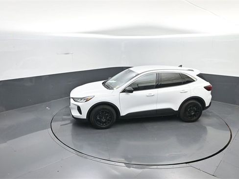 Certified 2024 Ford Escape Active image 19