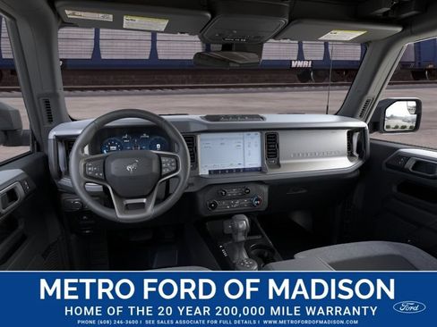 New 2026 Ford Bronco 2-Door AWD/4WD image 9