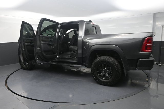 Used 2025 RAM 1500 RHO AWD/4WD image 32