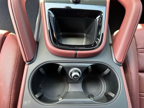 Used 2025 Porsche Cayenne Turbo image 22