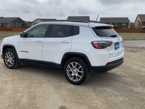 Certified 2022 Jeep Compass Latitude AWD/4WD image 6