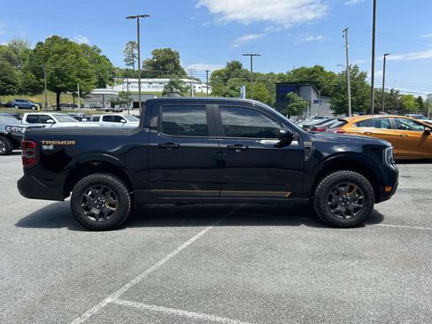 Used 2025 Ford Maverick Tremor AWD/4WD image 2