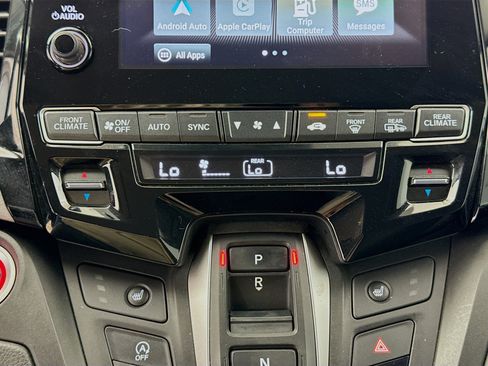 Used 2023 Honda Odyssey EX-L image 18