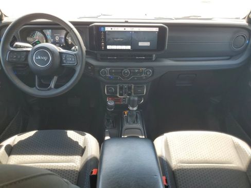 Used 2024 Jeep Wrangler Unlimited Rubicon 4xe AWD/4WD image 6