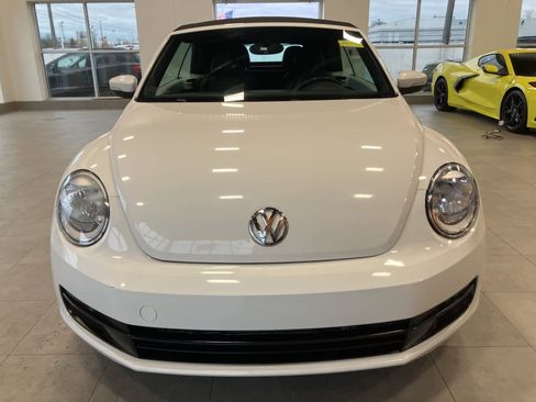 Used 2013 Volkswagen Beetle 2.5 image 2