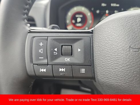 Used 2025 Nissan Rogue Platinum w/ Platinum Premium Package AWD/4WD image 15