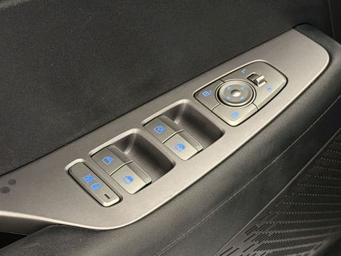 Used 2025 Hyundai Palisade SEL FWD image 22