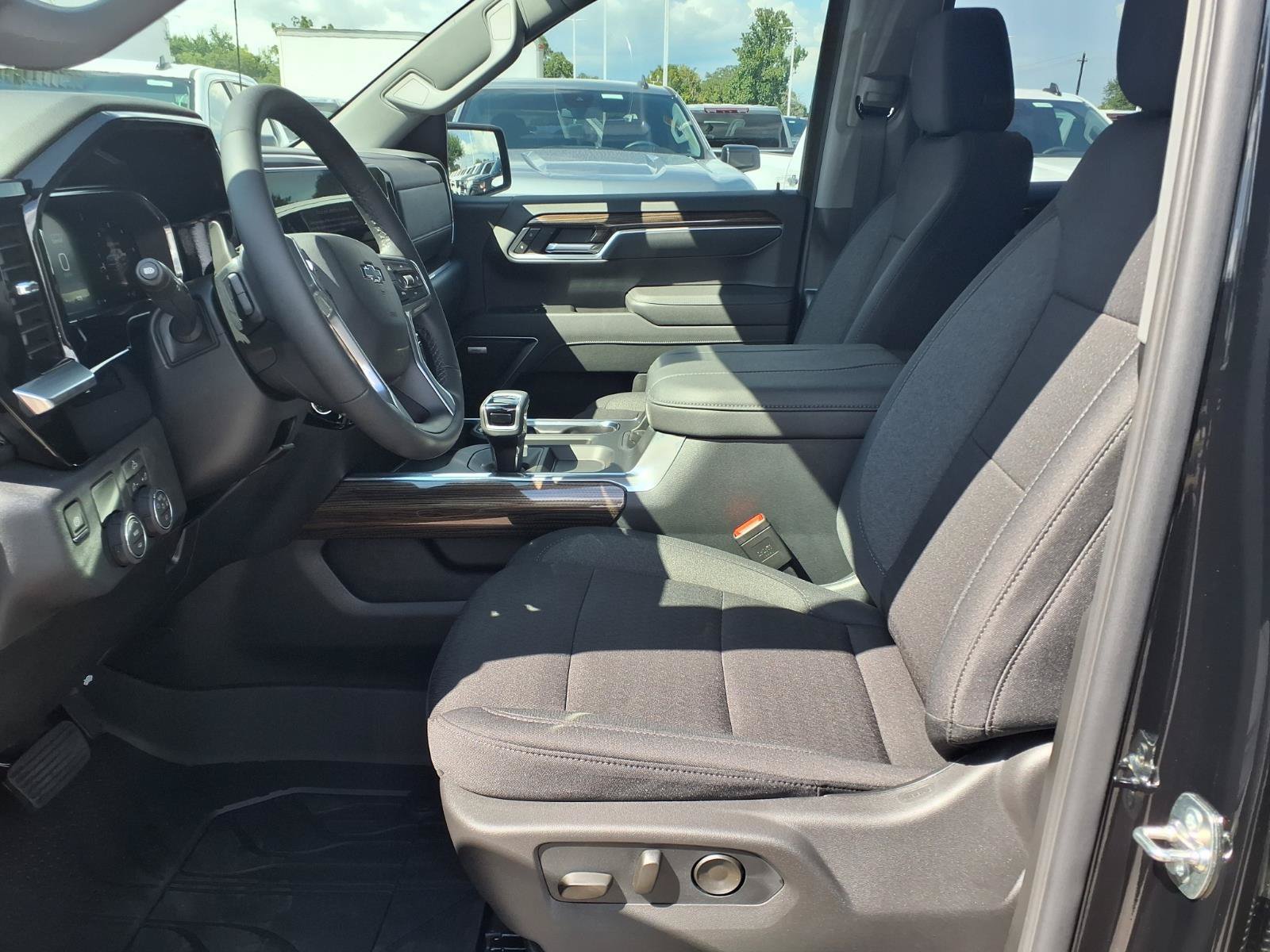 New 2026 Chevrolet Silverado 1500 RST w/ Texas Edition Plus RWD image 8