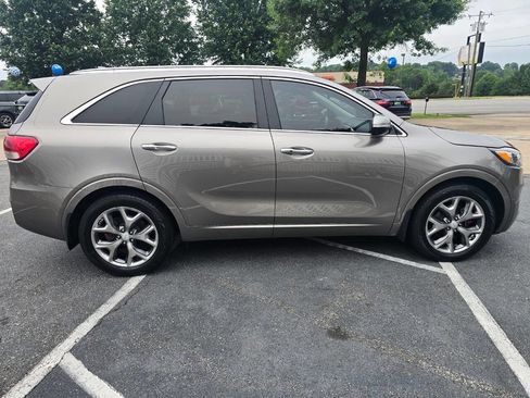 Used 2016 Kia Sorento SX FWD image 7