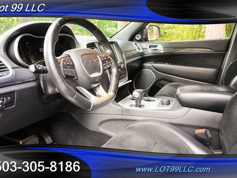 Used 2014 Jeep Grand Cherokee SRT8 w/ Luxury Group II AWD/4WD image 2