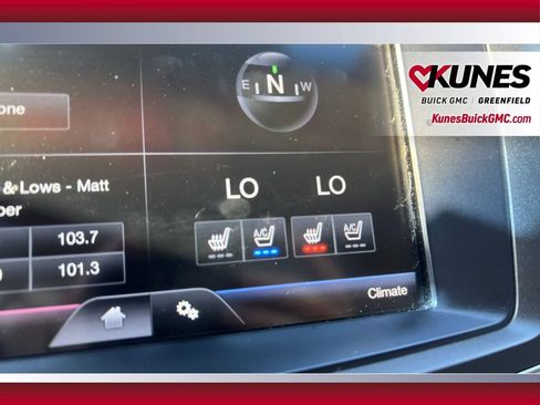 Used 2014 Lincoln MKT FWD image 33