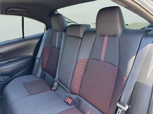 Used 2025 Toyota Corolla SE FWD image 39