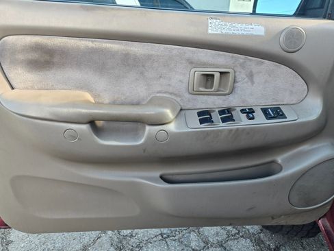 Used 2002 Toyota Tacoma PreRunner image 9