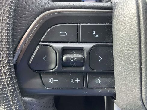 Used 2025 Toyota Tundra Limited image 37