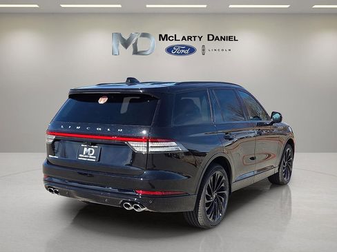 New 2026 Lincoln Aviator Reserve image 5